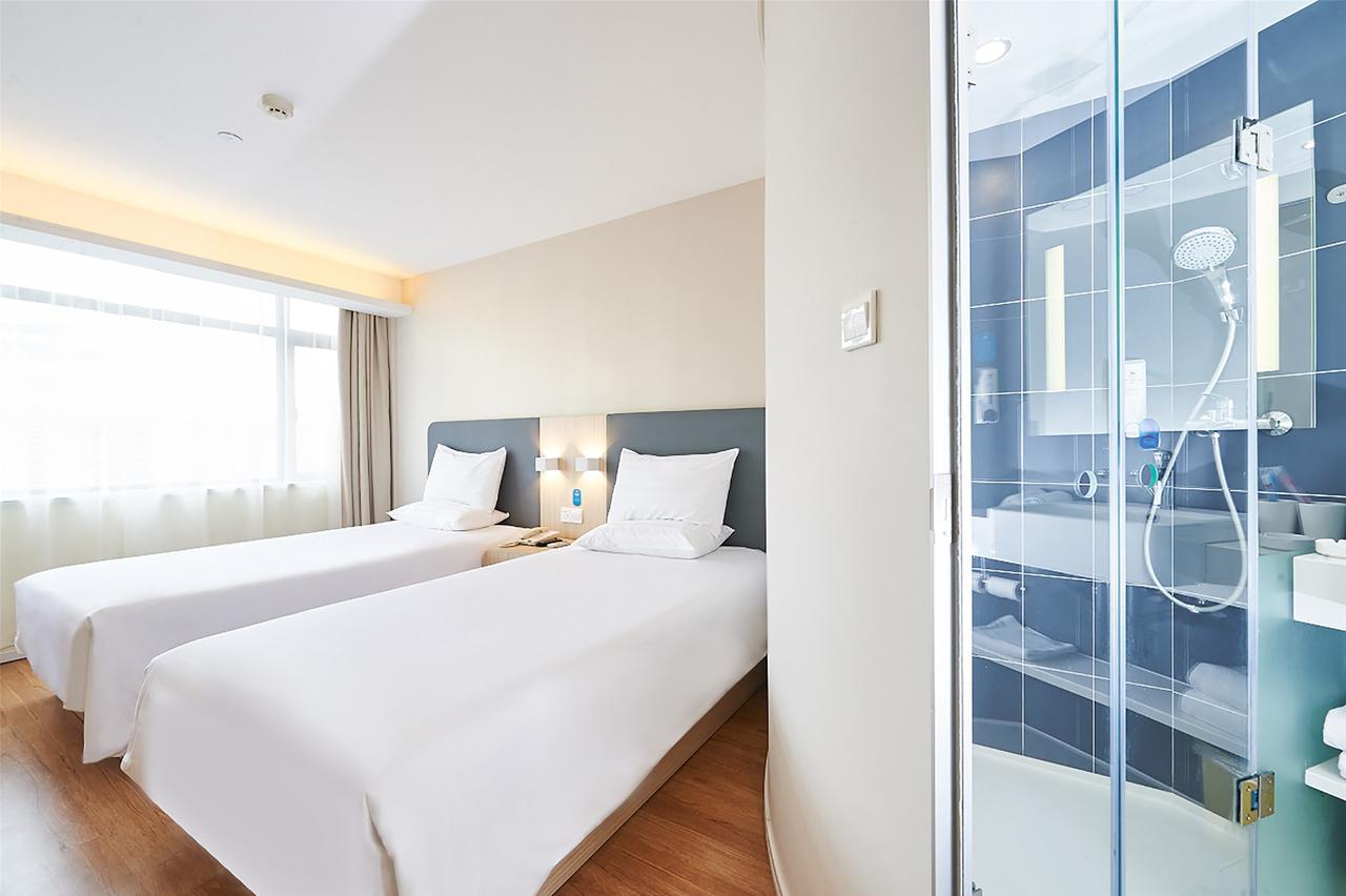 Hotel Hanting Dahua Hucheng 2*