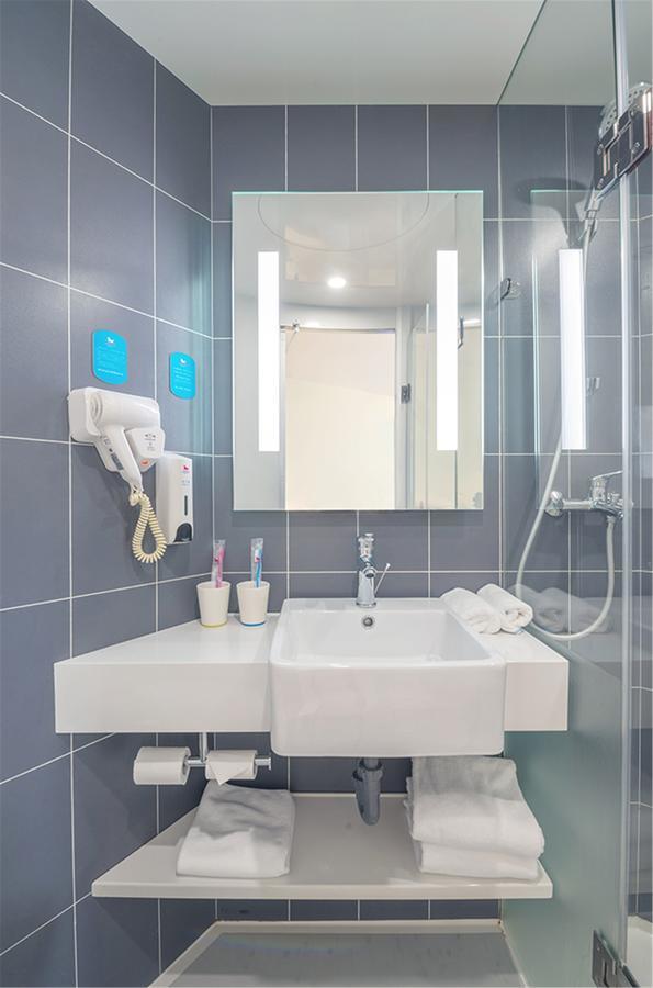 Hotel Hanting Dahua Hucheng 2*